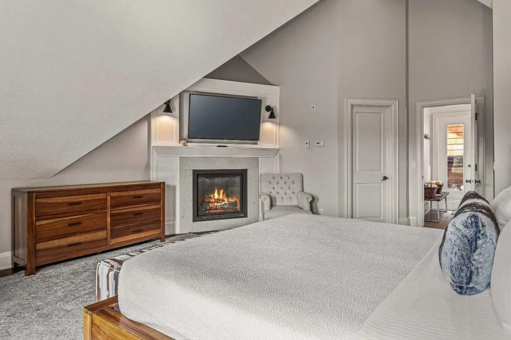 901 Mountain Street Canmore AB T1W 0C9