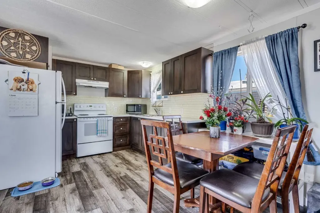424 Kanell Drive High River AB T1V 1J5