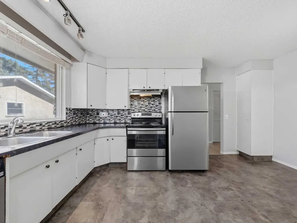 5123 Bulyea Road NW Calgary AB T2L 2H8