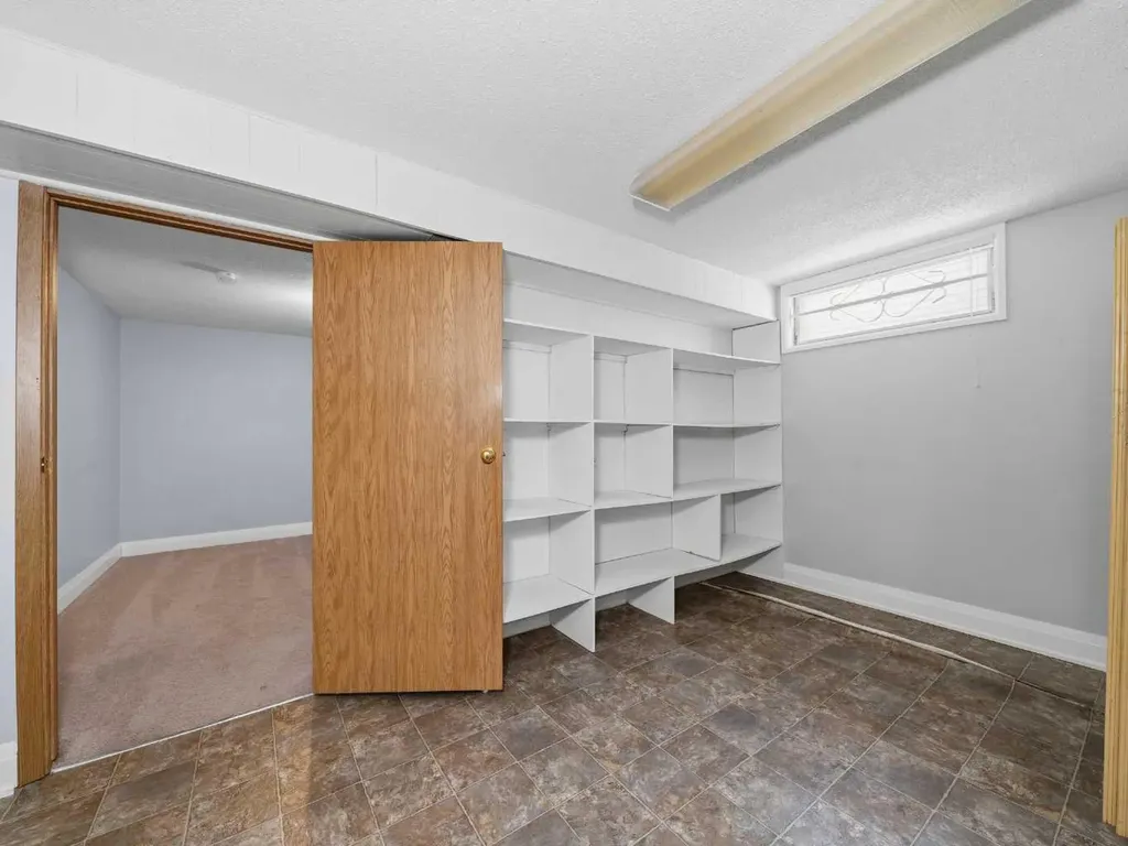 5123 Bulyea Road NW Calgary AB T2L 2H8
