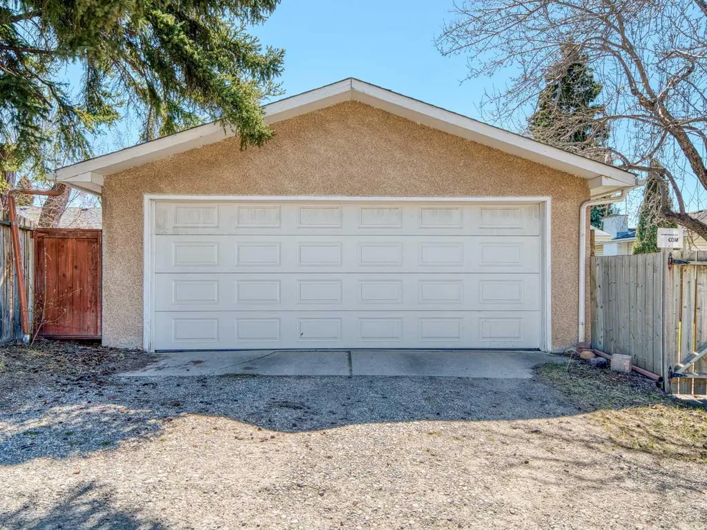 5123 Bulyea Road NW Calgary AB T2L 2H8