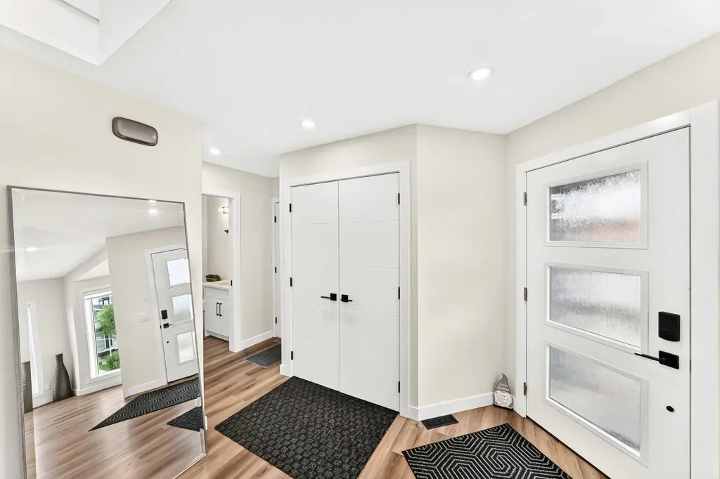 112 Christie Park Manor SW Calgary AB T3H 2E8