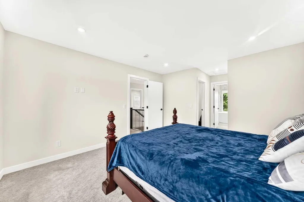 112 Christie Park Manor SW Calgary AB T3H 2E8
