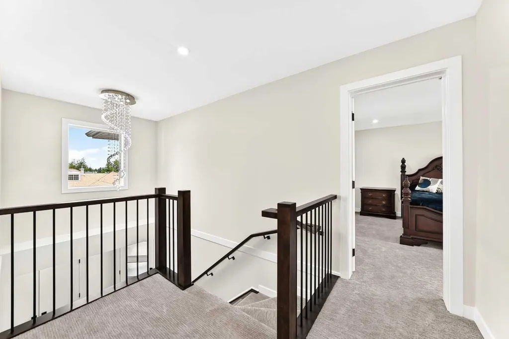 112 Christie Park Manor SW Calgary AB T3H 2E8
