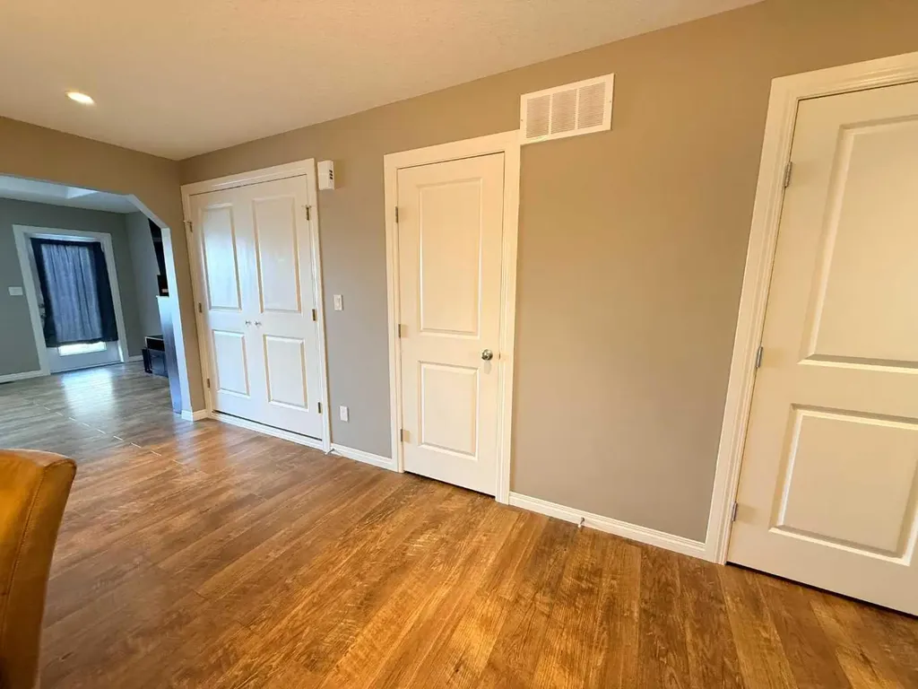2820 12 Avenue Wainwright AB T9W 0A9