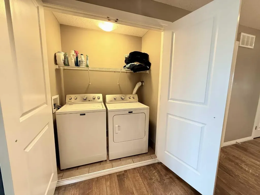 2820 12 Avenue Wainwright AB T9W 0A9