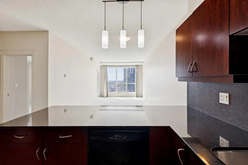 8710 Horton Road SW Calgary AB T2V 0P7