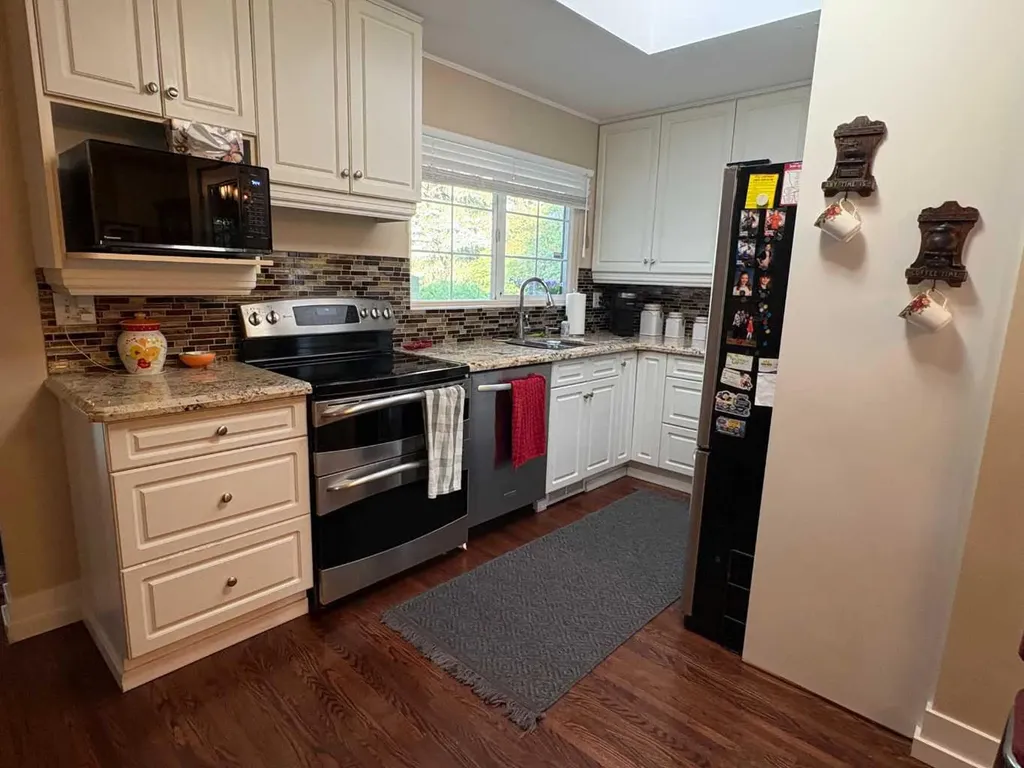 55 Kelvin Place SW Calgary AB T2V 2L2