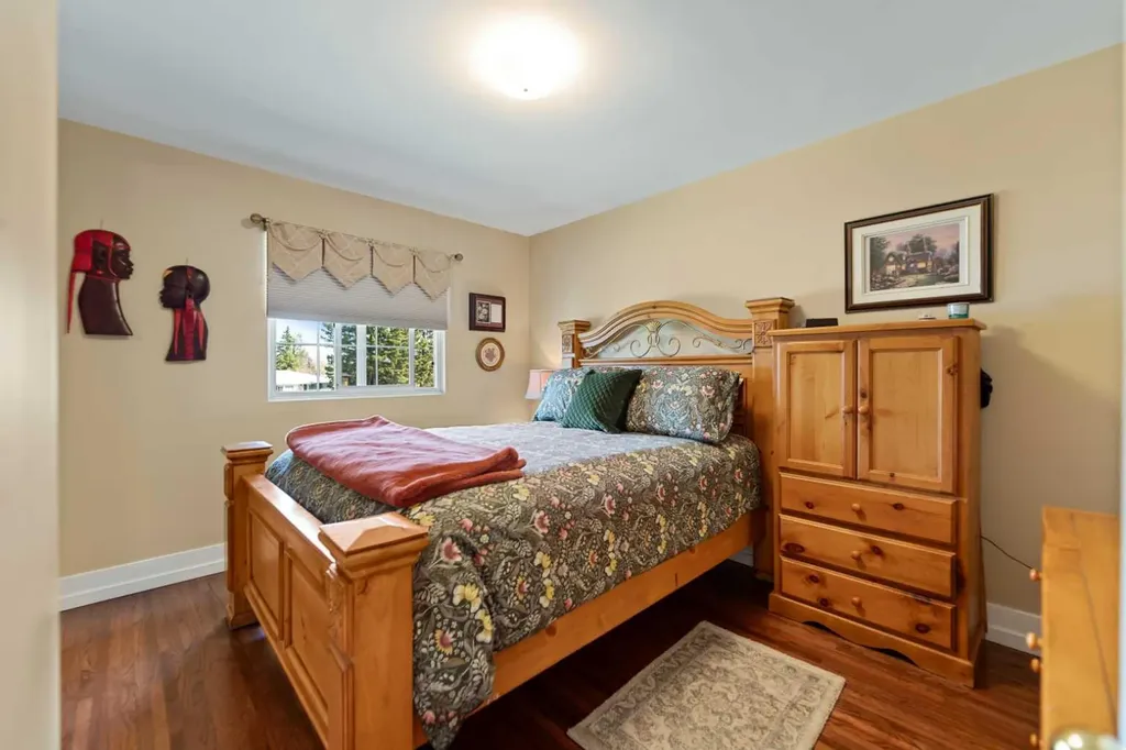55 Kelvin Place SW Calgary AB T2V 2L2