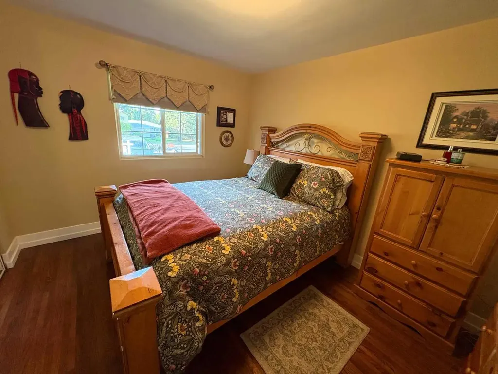 55 Kelvin Place SW Calgary AB T2V 2L2