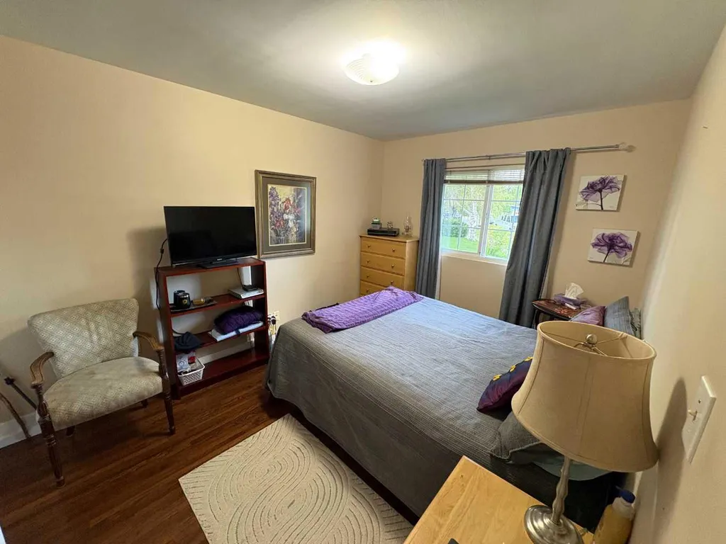 55 Kelvin Place SW Calgary AB T2V 2L2