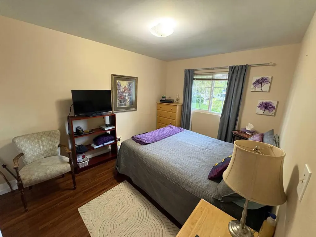 55 Kelvin Place SW Calgary AB T2V 2L2