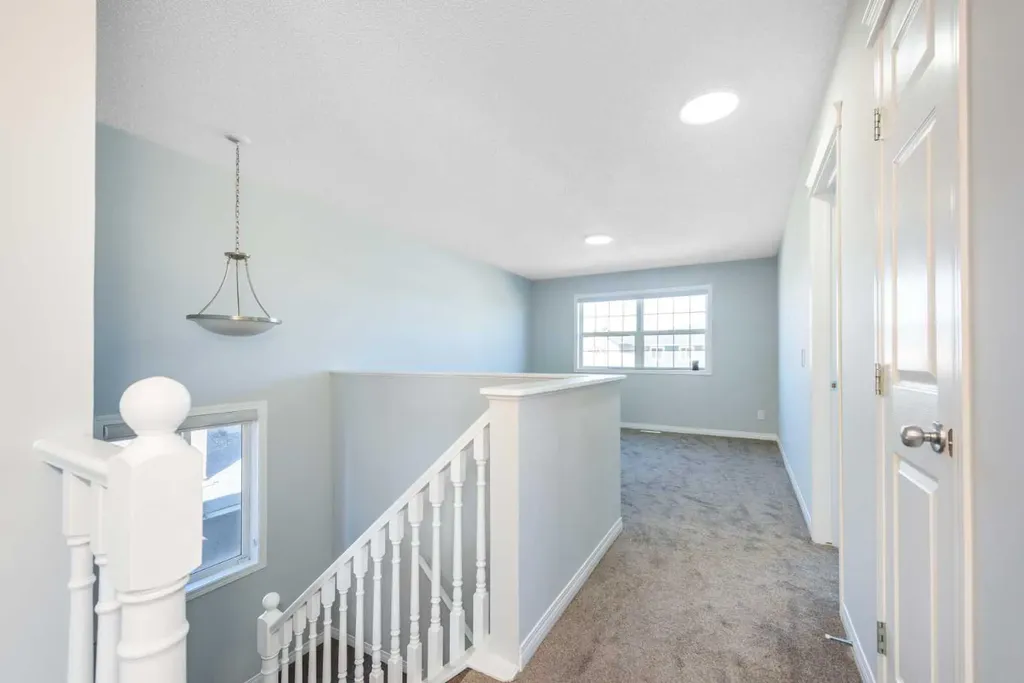 8454 Saddleridge Drive NE Calgary AB T3J5H8