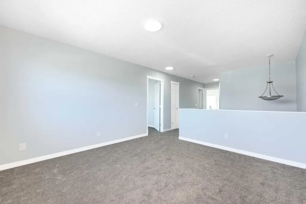 8454 Saddleridge Drive NE Calgary AB T3J5H8
