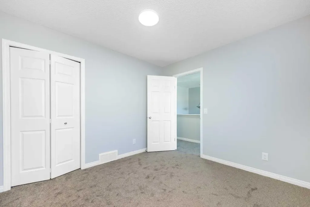 8454 Saddleridge Drive NE Calgary AB T3J5H8