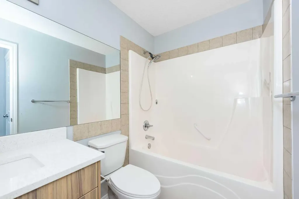 8454 Saddleridge Drive NE Calgary AB T3J5H8