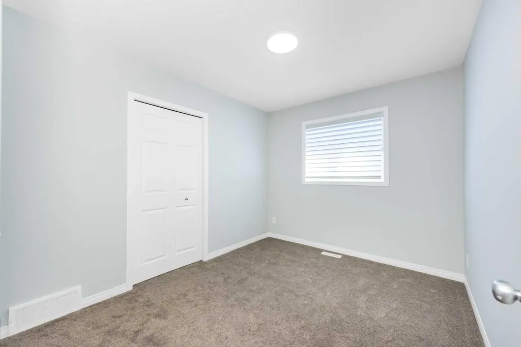 8454 Saddleridge Drive NE Calgary AB T3J5H8
