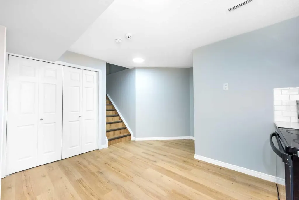 8454 Saddleridge Drive NE Calgary AB T3J5H8