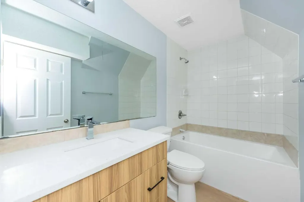 8454 Saddleridge Drive NE Calgary AB T3J5H8