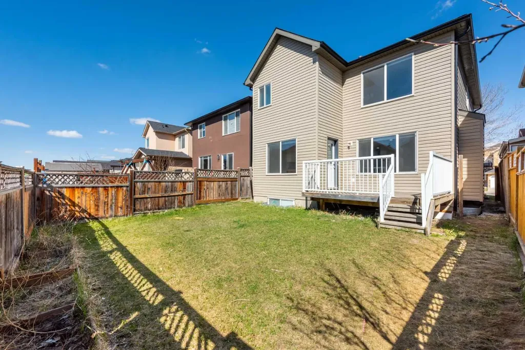 8454 Saddleridge Drive NE Calgary AB T3J5H8