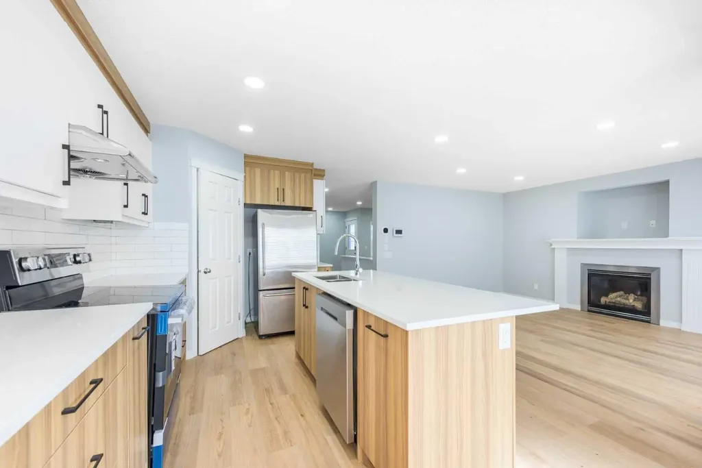 8454 Saddleridge Drive NE Calgary AB T3J5H8