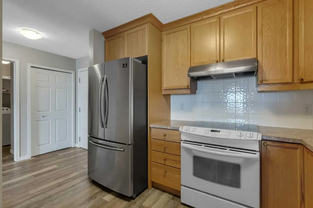 928 Arbour Lake Road NW Calgary AB T3G 5T2