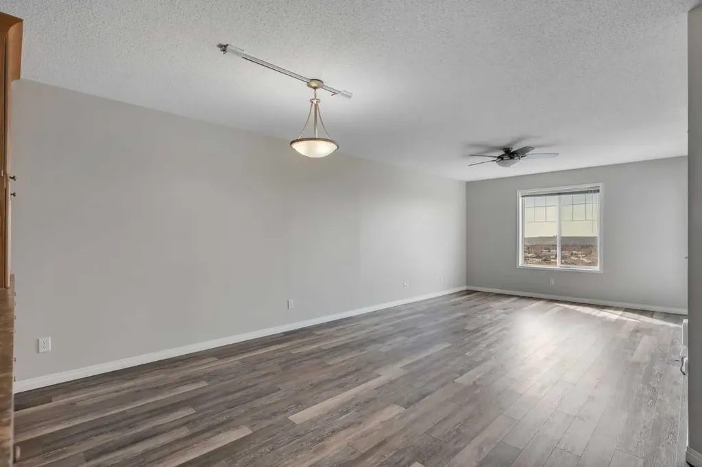 928 Arbour Lake Road NW Calgary AB T3G 5T2