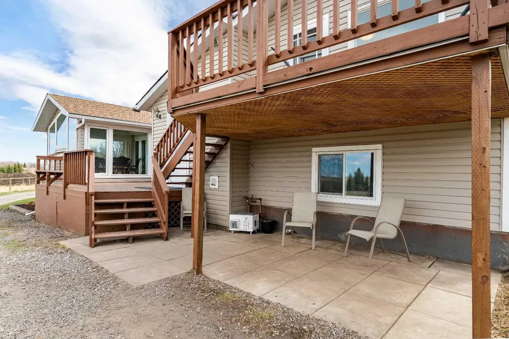 370 16 Avenue Diamond Valley AB T0L 2A0