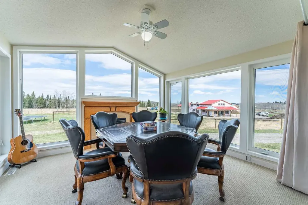 370 16 Avenue Diamond Valley AB T0L 2A0