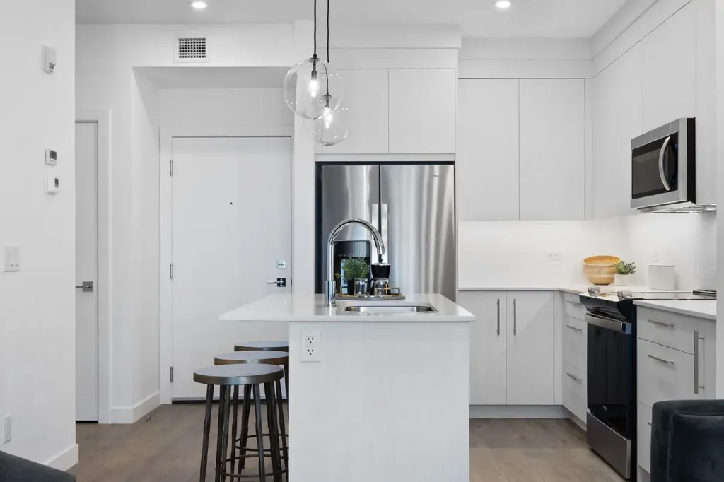 44 Skyview Parkway Calgary AB T3N2R8