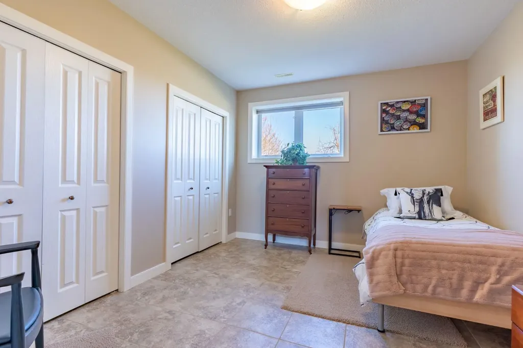 5518 Township Road 120 Rural Cypress County AB T1B 0L1