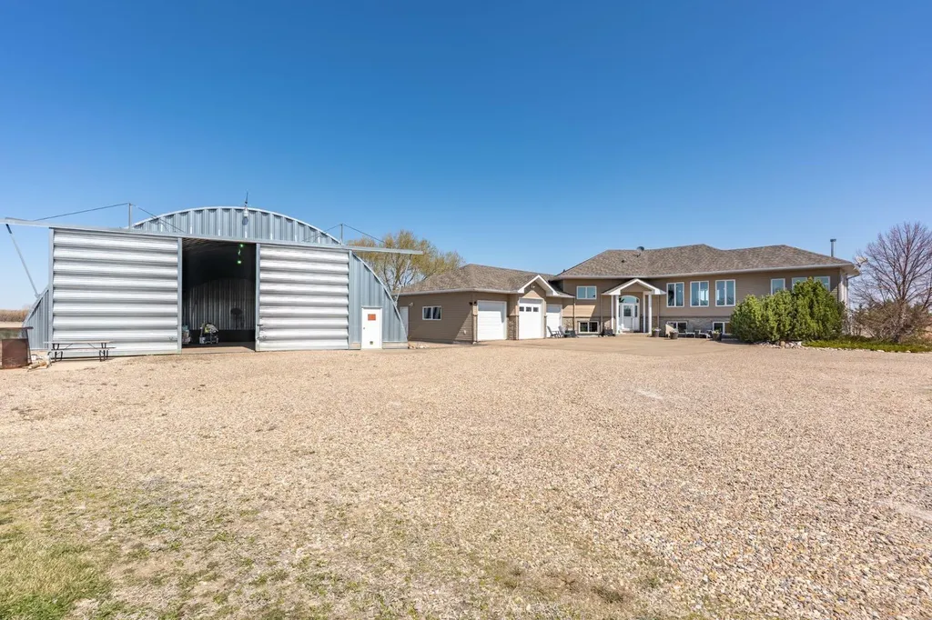 5518 Township Road 120 Rural Cypress County AB T1B 0L1