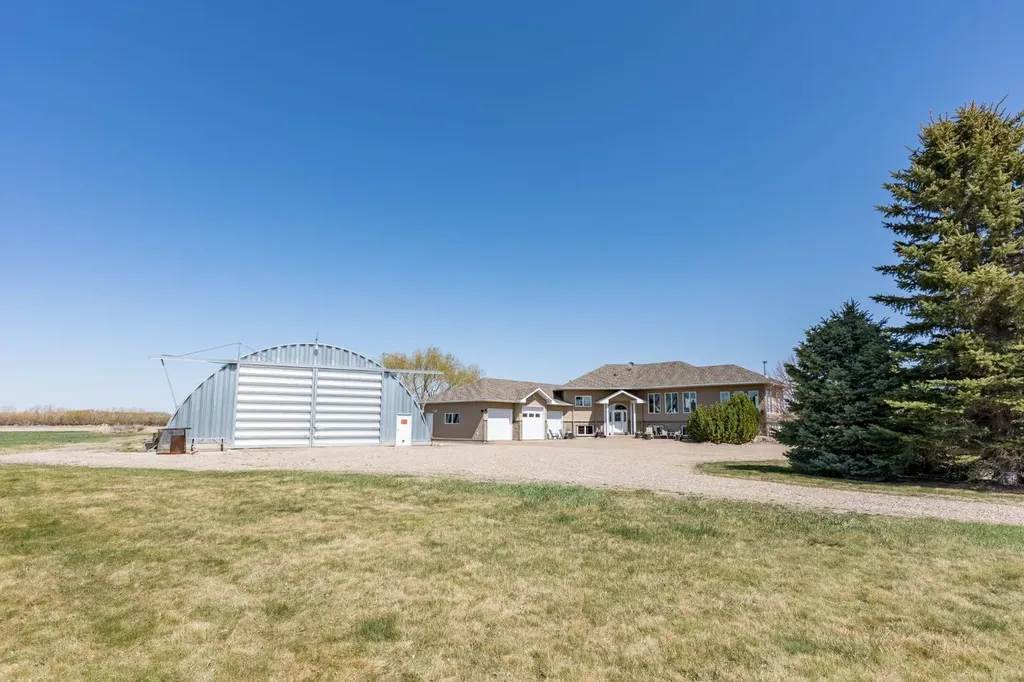 5518 Township Road 120 Rural Cypress County AB T1B 0L1