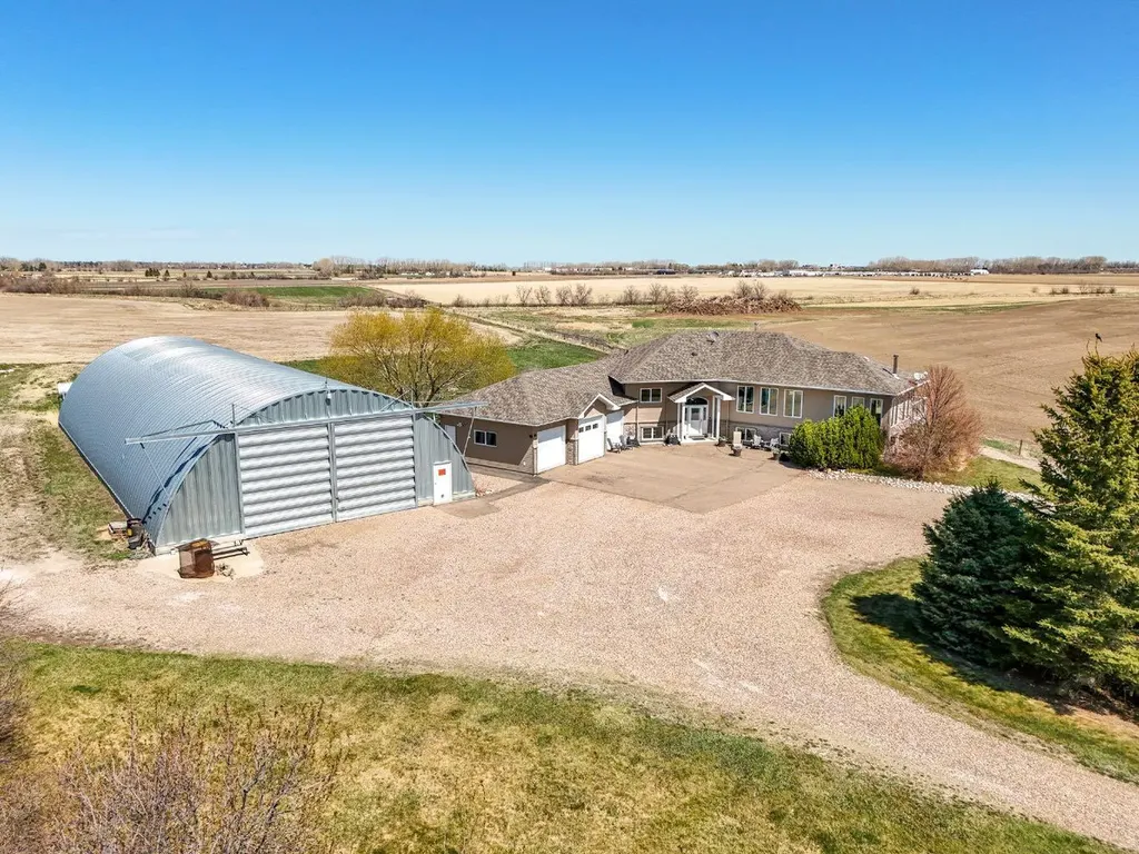 5518 Township Road 120 Rural Cypress County AB T1B 0L1