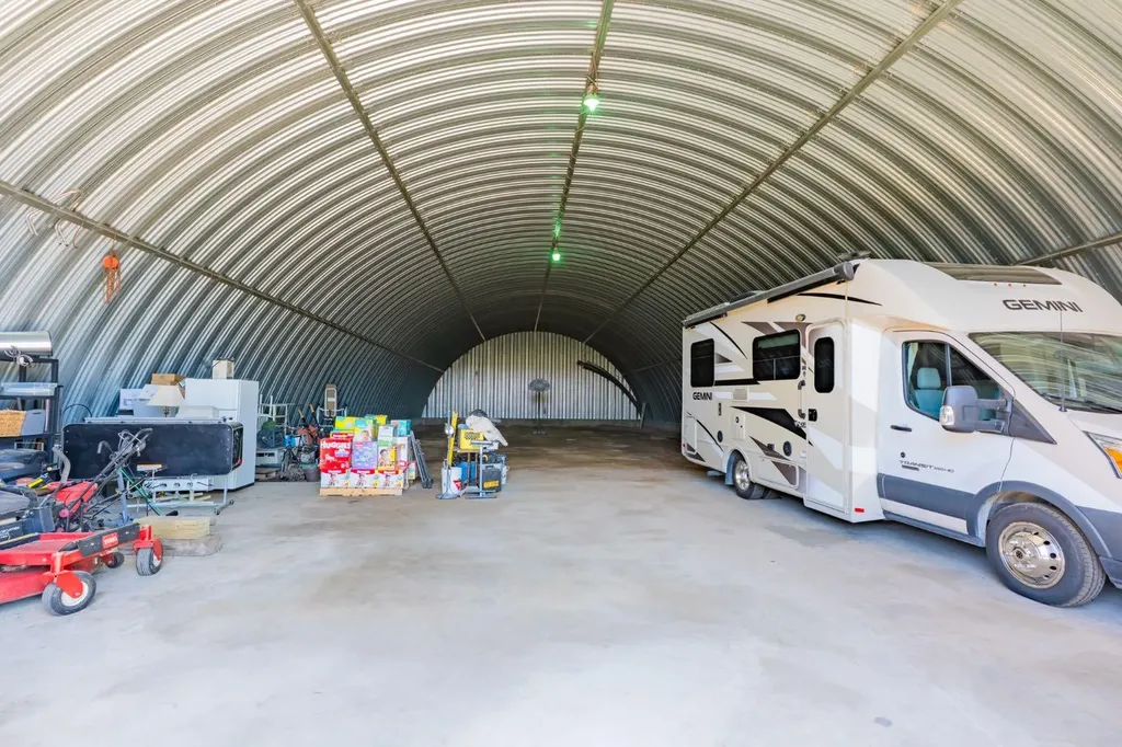 5518 Township Road 120 Rural Cypress County AB T1B 0L1