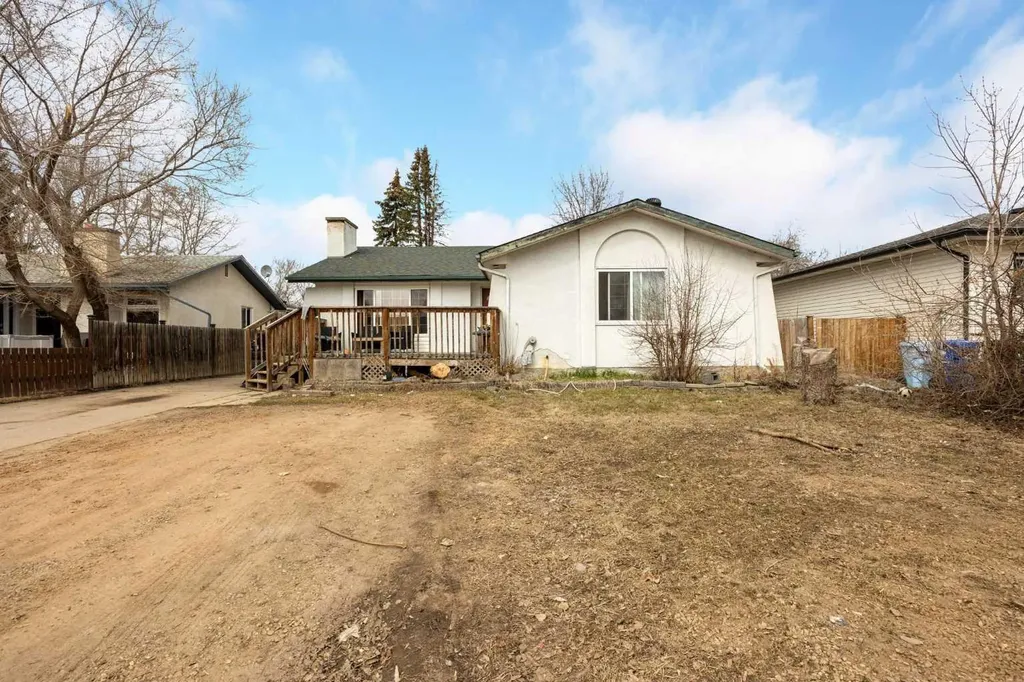 112 Hill Drive Fort Mcmurray AB T9H 2B5