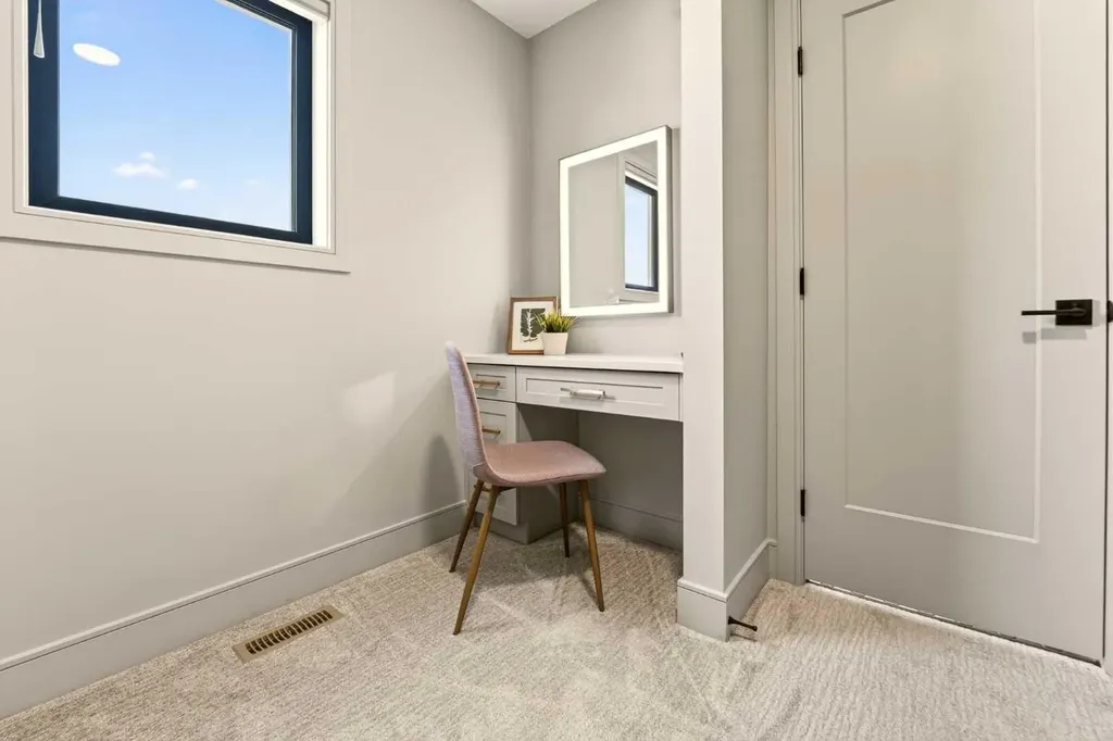 51 Miners Road W Lethbridge AB T1J 5W6