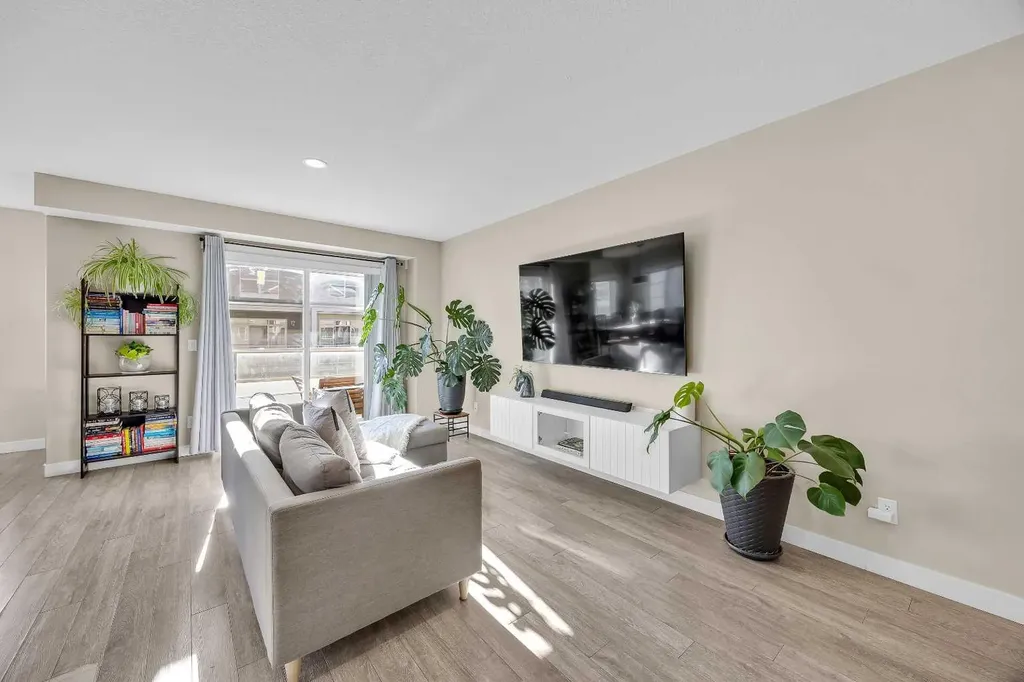 405 Redstone View NE Calgary AB t3n0m9