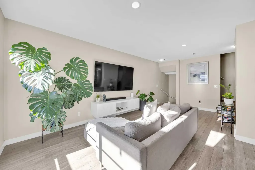 405 Redstone View NE Calgary AB t3n0m9
