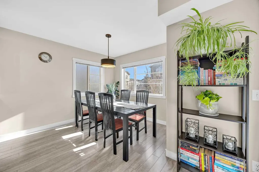 405 Redstone View NE Calgary AB t3n0m9