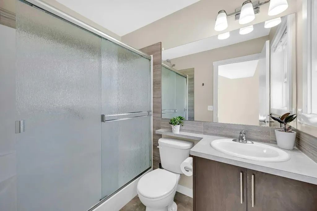 405 Redstone View NE Calgary AB t3n0m9