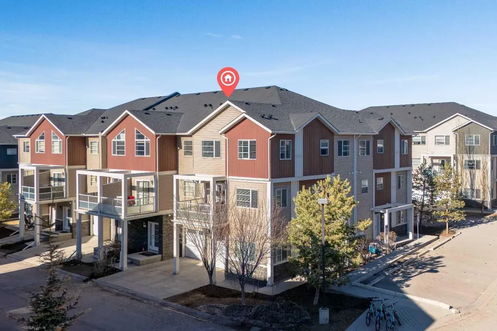 405 Redstone View NE Calgary AB t3n0m9