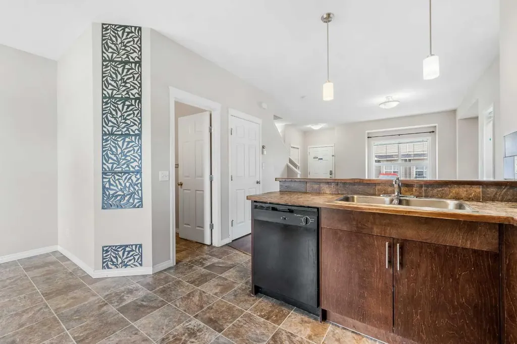 111 Tarawood Lane NE Calgary AB T3J 0H1