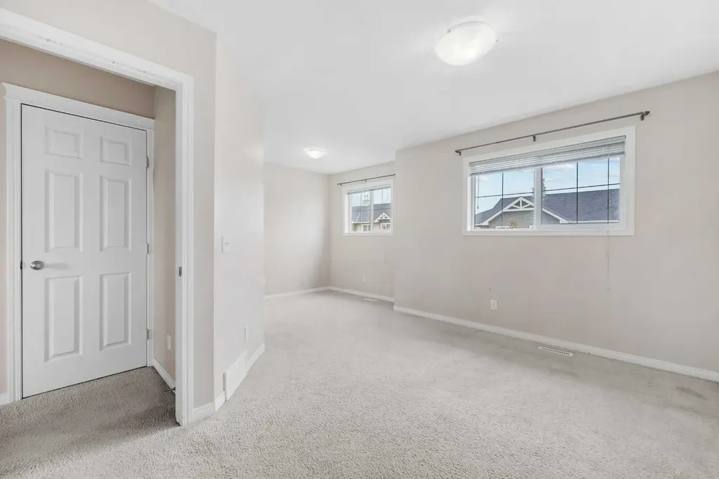 111 Tarawood Lane NE Calgary AB T3J 0H1