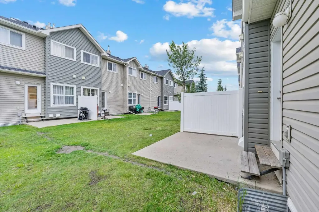 111 Tarawood Lane NE Calgary AB T3J 0H1