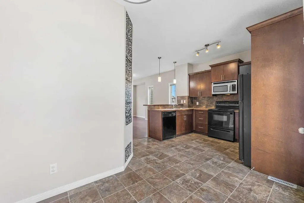 111 Tarawood Lane NE Calgary AB T3J 0H1
