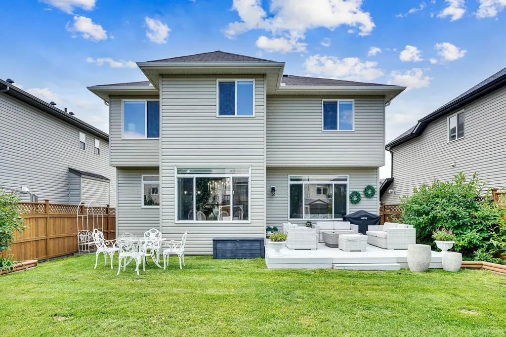 117 Hawkmere Place Chestermere AB T1X 0C6