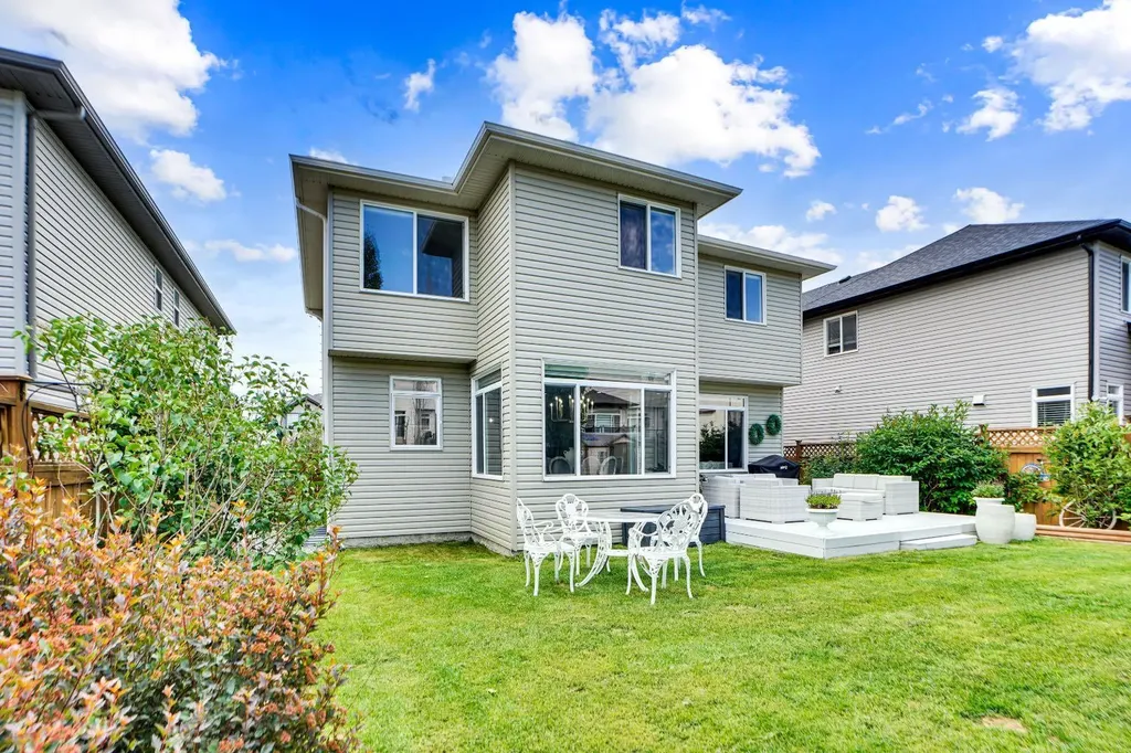 117 Hawkmere Place Chestermere AB T1X 0C6
