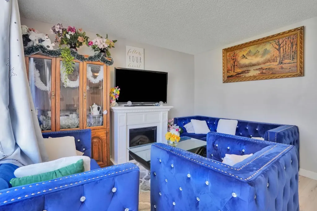 43 Maranda Close NE Calgary AB T2A 3E7