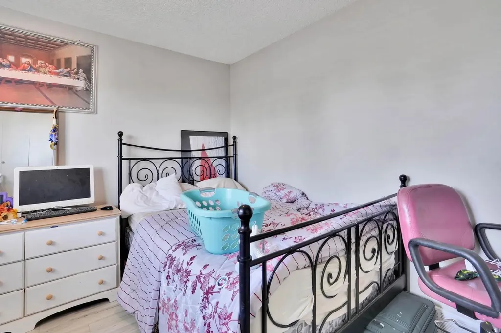 43 Maranda Close NE Calgary AB T2A 3E7